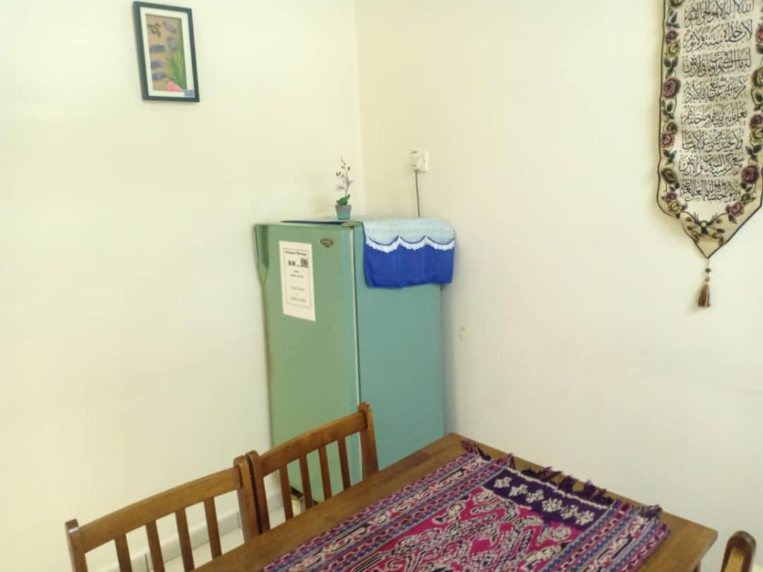 סרי מנג'ונג Kh Homestay Comfy N Calm מראה חיצוני תמונה